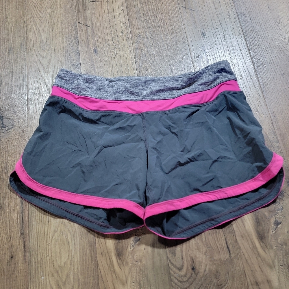 Lululemon Groovy Run Short size 6